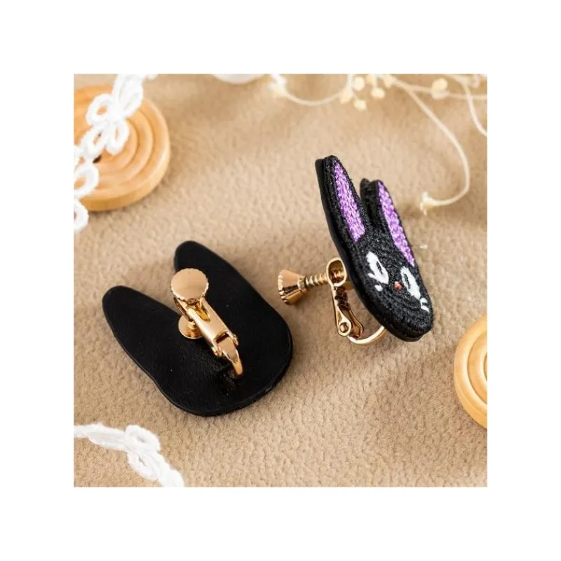 Jewellery*Maison Ghibli Earrings Embroidery serie Jiji - Kiki's Delivery Service