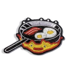 Pins*Maison Ghibli Embroidered Jewel Brooch Frying Pan - Howl’s Moving Castle