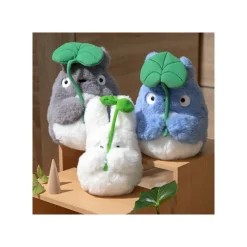 Nakayoshi Plush*Maison Ghibli Nakayoshi Plush Medium Totoro with leaf - My Neighbor Totoro