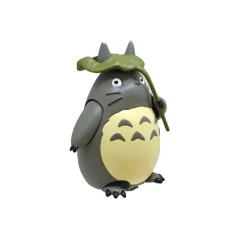 Toys*Maison Ghibli Pull Back Figurine Totoro with leaf - My Neighbour Totoro