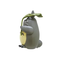 Toys*Maison Ghibli Pull Back Figurine Totoro with leaf - My Neighbour Totoro