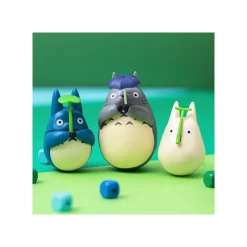 Toys*Maison Ghibli Round Bottomed Figurine Small Totoro with leaf - My Neighbor Totoro