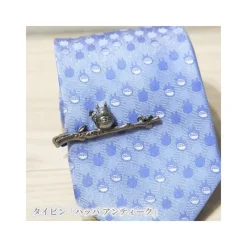 Pins*Maison Ghibli TOTORO PIN - LEAVES - MY NEIGHBOUR TOTORO