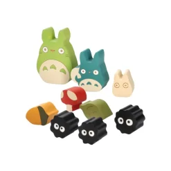 Toys*Maison Ghibli Wood Figurine Totoro with Soot Sprites - My Neighbor Totoro
